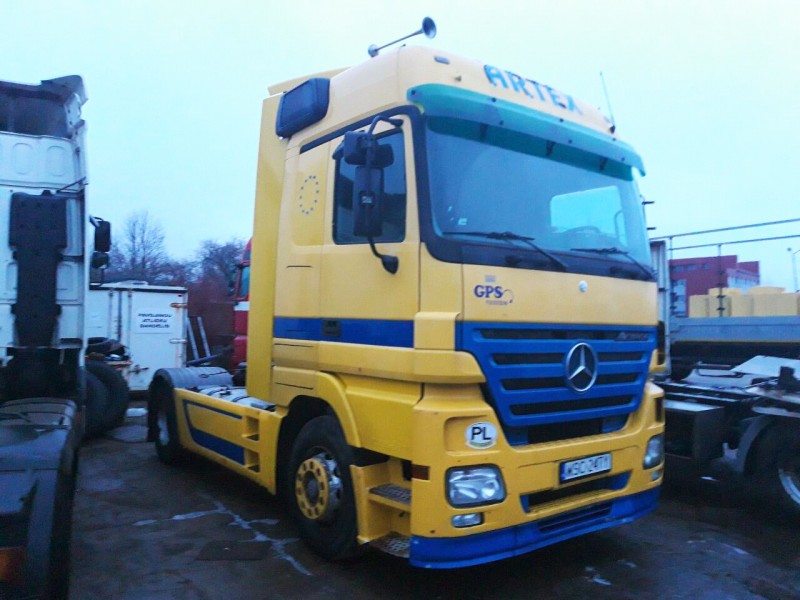 Поступление Mercedes Actros MP2