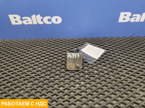 Кронштейн трубки гидроусилителя