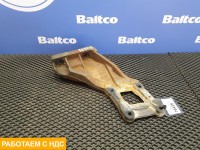 Кронштейн брызговика правый