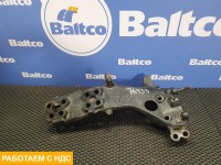 Кронштейн бампера левый