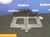 Кронштейн переднего брызговика левый