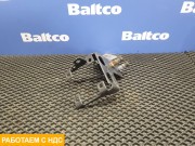 Кронштейн ускорительного клапана