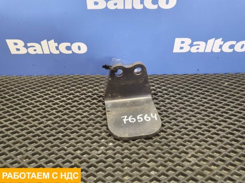 Кронштейн отбойника передней рессоры