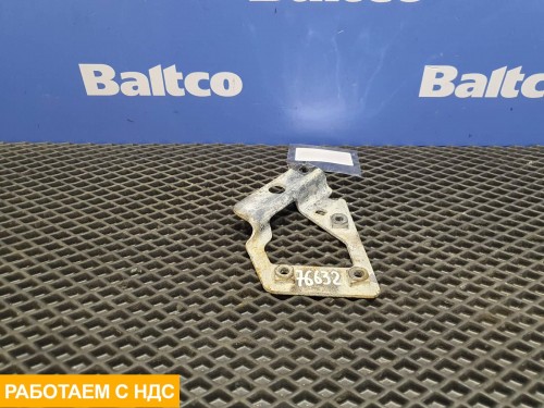 Кронштейн клапана нагрева AdBlue