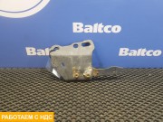 Кронштейн клапана выпускного